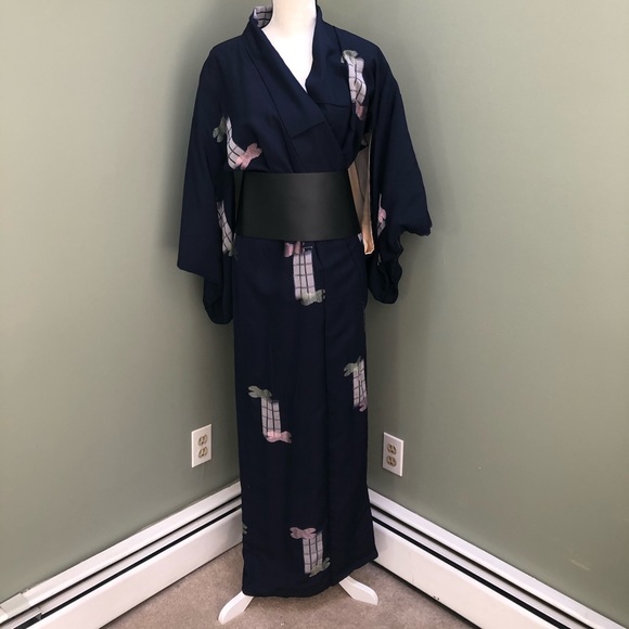 Genuine Antique Kimono from Tokyo - Picture 1 of 7